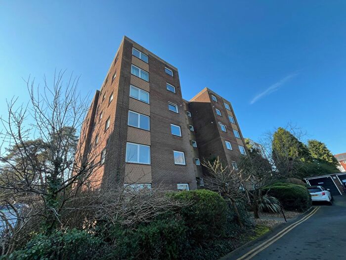 2 Bedroom Property To Rent In Princess Road, Poole, BH12