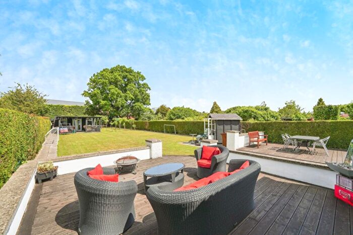 5 Bedroom Semi-Detached House For Sale In Cold Pool Lane, Cheltenham, Gloucestershire, GL51