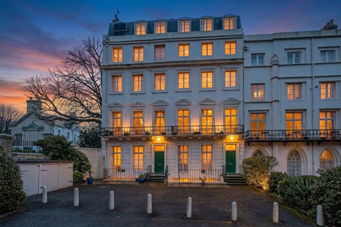 Studio For Sale In Sillwood Place, Brighton, BN1