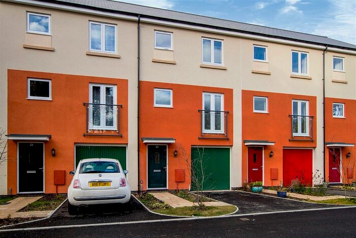 4 Bedroom Detached House To Rent In Cobblestone Way, Cheltenham, GL51