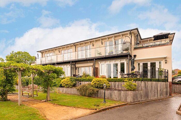 2 Bedroom Apartment For Sale In High Street, Bidford-on-Avon, Alcester, B50