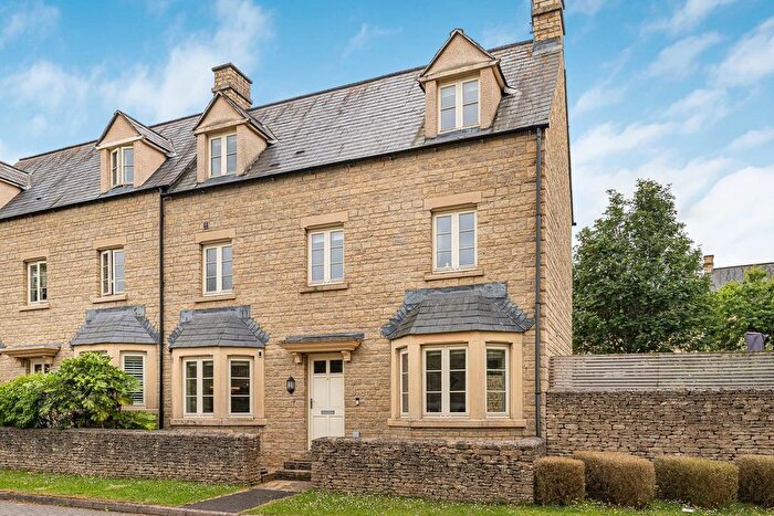 4 Bedroom Semi Detached House For Sale In Winstone Gardens, Cirencester, Gloucestershire, GL7