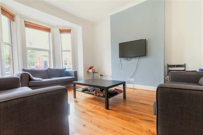 4 Bedroom Terraced House To Rent In Manor House Road, Jesmond, NE2