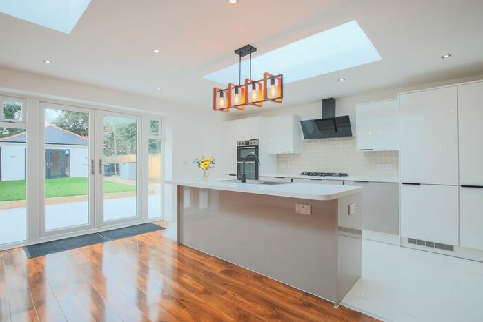 4 Bedroom Semi-Detached Bungalow To Rent In Poundfield Gardens, Woking, GU22