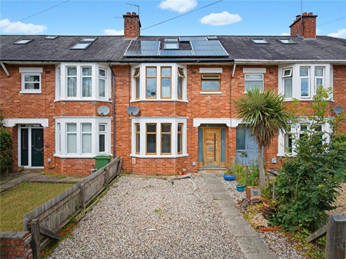 3 Bedroom Terraced House For Sale In Erw Wen, Rhiwbina, Cardiff, South Glamorgan, CF14