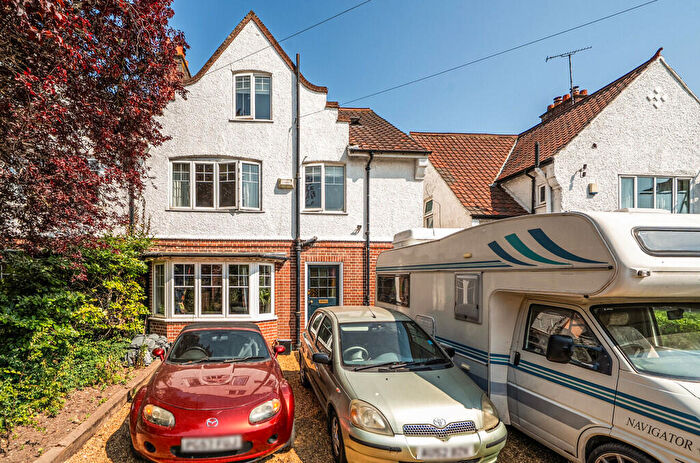 5 Bedroom Semi-Detached House For Sale In Catton Grove Road, Norwich, NR3