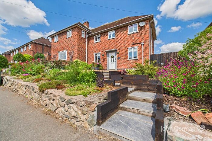 3 Bedroom Semi-Detached House For Sale In Golden Square, Hathern, LE12