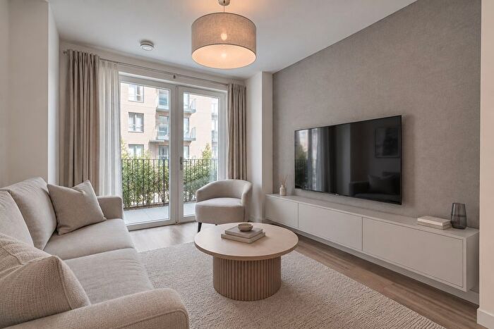 1 Bedroom Flat To Rent In Davies House, London, SE28