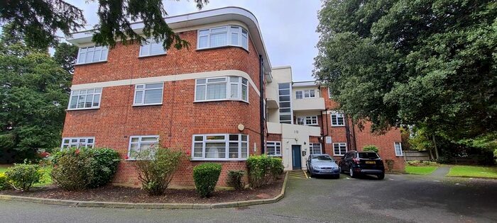 2 Bedroom Flat To Rent In Benhill Wood Road, Sutton, SM1