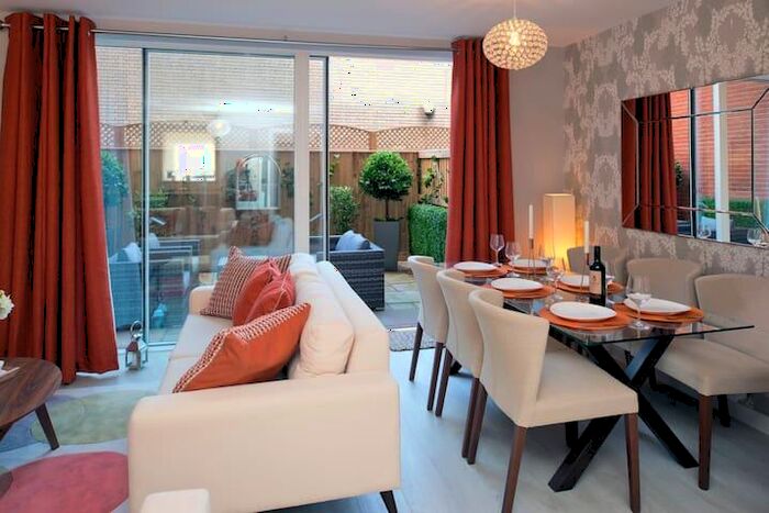 3 Bedroom House To Rent In Bishop Street, St Pauls, Bristol, BS2