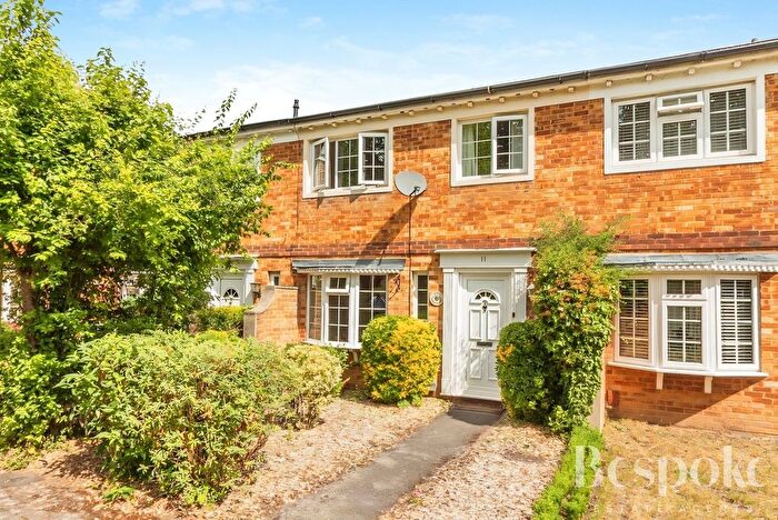 3 Bedroom Terraced House For Sale In Tilehurst Road, Reading, RG1