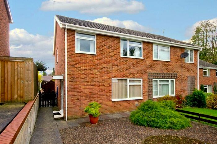 3 Bedroom Semi-Detached House To Rent In The Butts, Newent, GL18