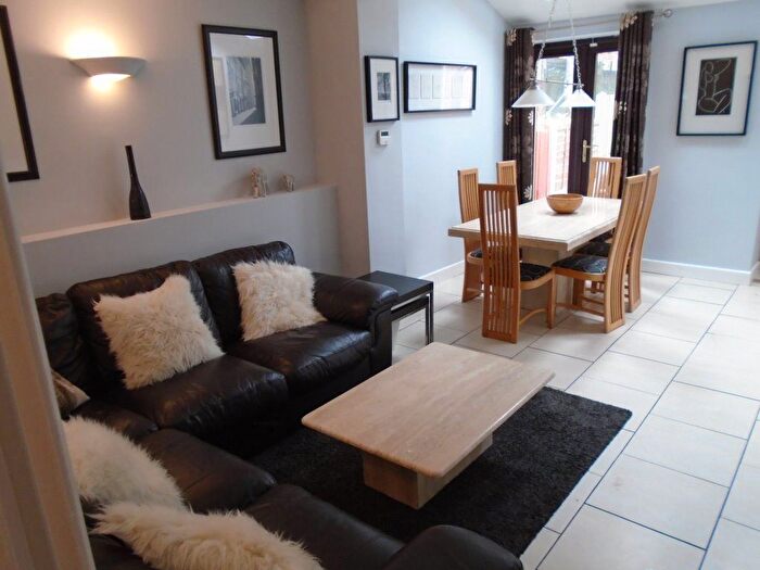 4 Bedroom Property To Rent In Tiverton Road, B29