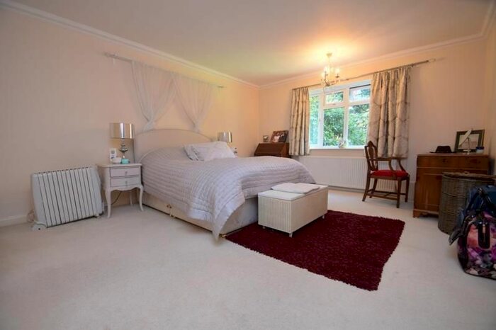 2 Bedroom Flat To Rent In Rama Court, Sudbury Hill, Harrow, HA1