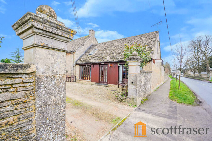 1 Bedroom Cottage To Rent In Manor Road, Brize Norton, OX18