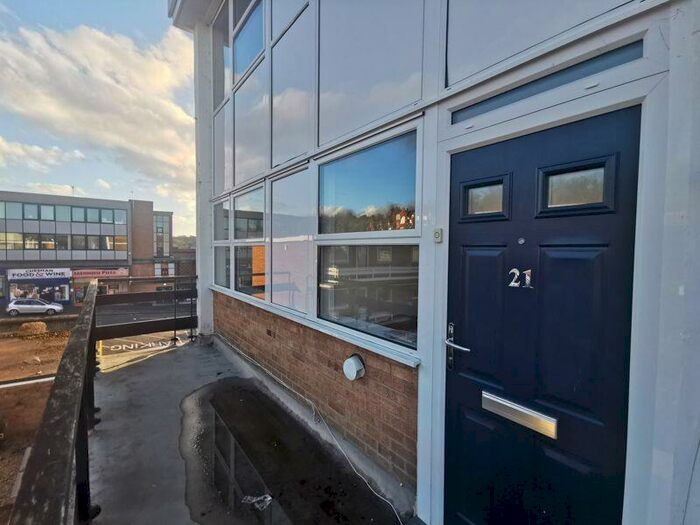 3 Bedroom Apartment To Rent In Whitehill Court, Chesham, HP5