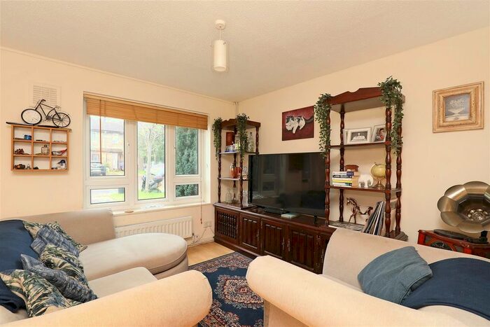 1 Bedroom Flat To Rent In Friars Avenue, London, SW15