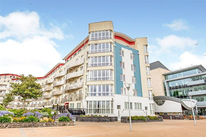 2 Bedroom Flat For Sale In Hannover Quay, Bristol, BS1