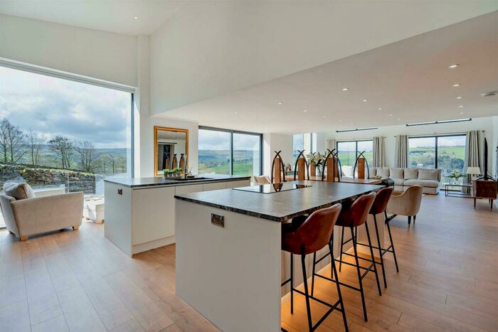 4 Bedroom Detached House For Sale In Black Moor Road, Haworth, BD22