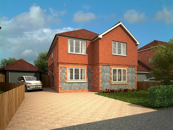 4 Bedroom Detached House For Sale In Leverick Place, Ash, Canterbury, CT3