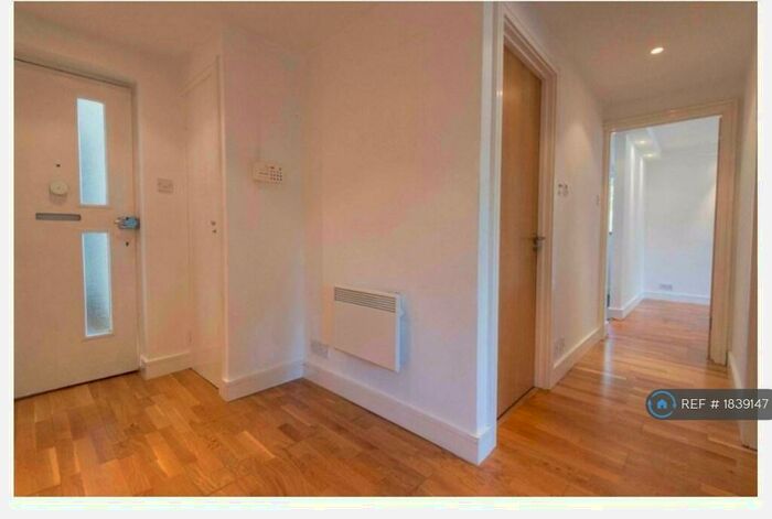 2 Bedroom Flat To Rent In Durovernum Court, Canterbury, CT1