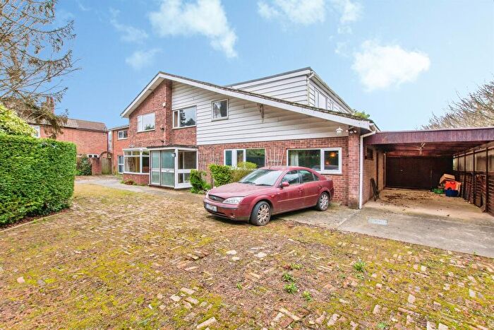 6 Bedroom Detached House For Sale In Tavistock Road, Wisbech, PE13