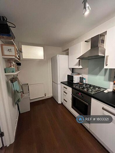 1 Bedroom Flat To Rent In Wycombe Court, London, SE3