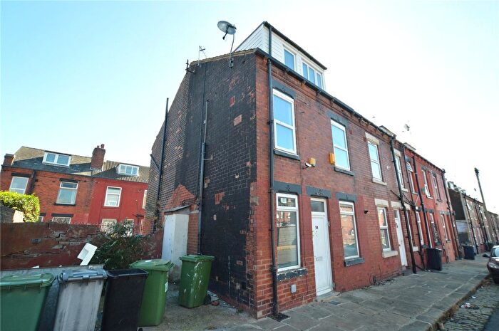 2 Bedroom End Of Terrace House For Sale In Glensdale Street, Leeds, West Yorkshire, LS9