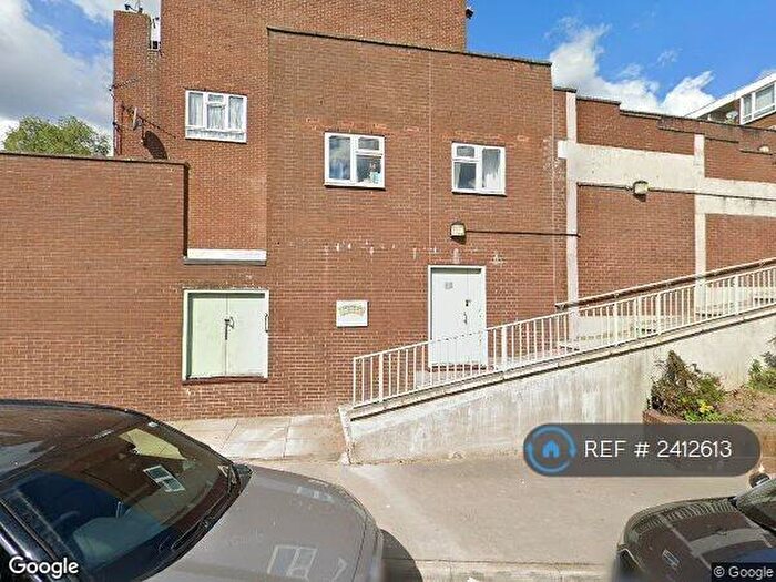 3 Bedroom Maisonette To Rent In Cantley Gardens, London, SE19