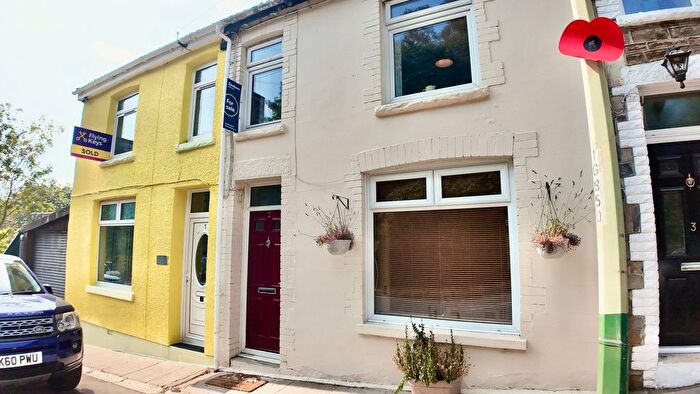 3 Bedroom Terraced House For Sale In Aberbeeg, Abertillery, NP13