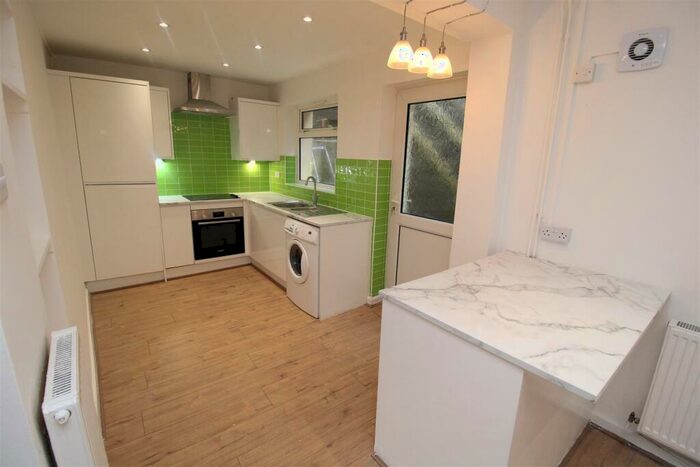 3 Bedroom Terraced House To Rent In Oakland Terrace, Ferndale, CF43