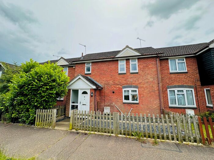 3 Bedroom Terraced House To Rent In Kings Road, Broomfield, Chelmsford, CM1