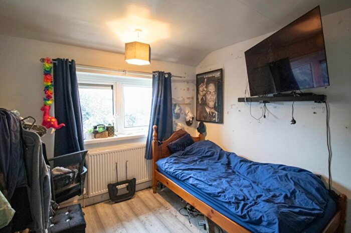2 Bedroom End Of Terrace House For Sale In Coleman Road, Leicester, LE5