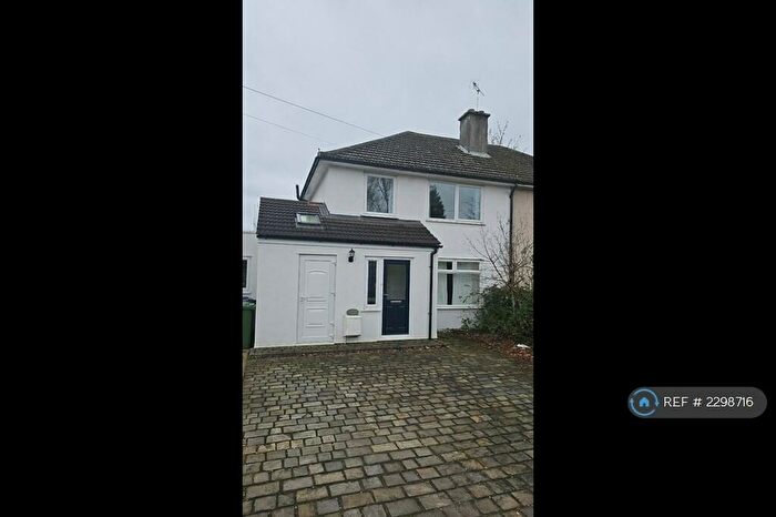 3 Bedroom Semi-Detached House To Rent In Birdwood Road, Cambridge, CB1