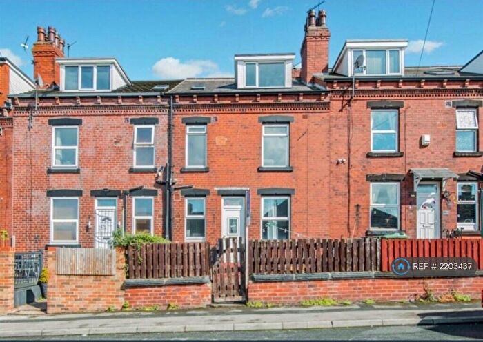2 Bedroom Terraced House To Rent In Swallow Crescent, Leeds, LS12