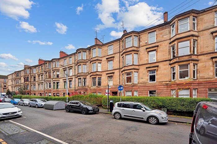 2 Bedroom Flat To Rent In Havelock Street, Flat -, Dowanhill, Glasgow, G11