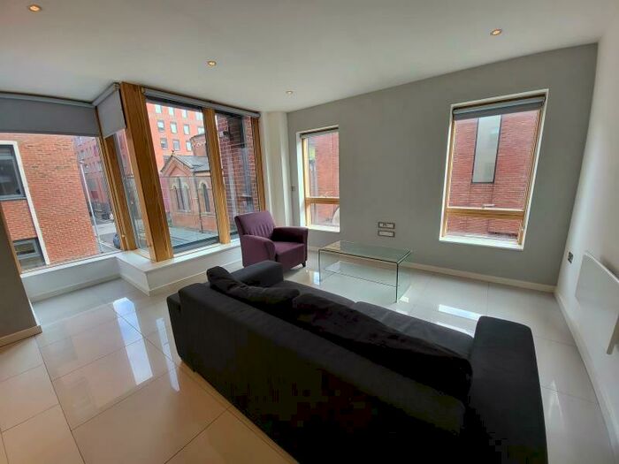 2 Bedroom Apartment To Rent In Apt . :: Ice Plant, M4