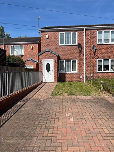 3 Bedroom Terraced House To Rent In Chesnut Grove, Birkenhead, CH42