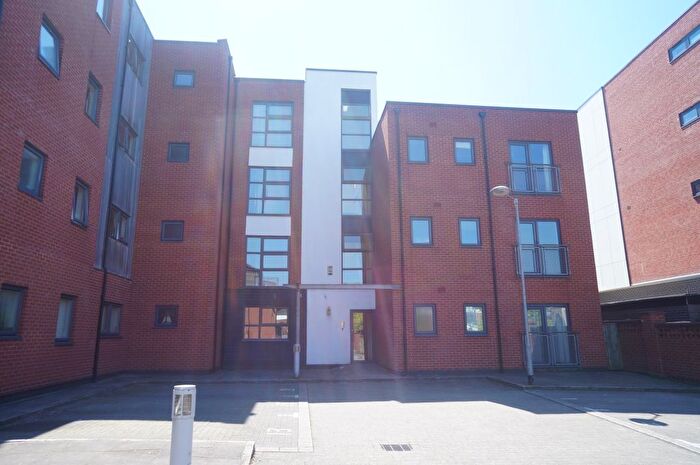 2 Bedroom Flat To Rent In Montmano Drive, Manchester, M20