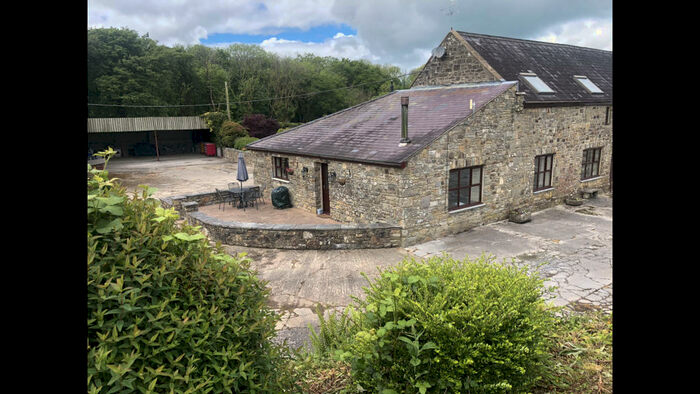 2 Bedroom House To Rent In The Cottage, Whitland, SA34