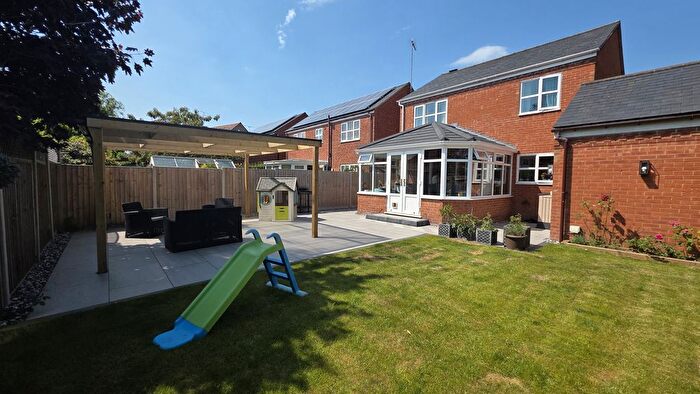 4 Bedroom Detached House For Sale In Scowcroft Drive, Bishops Itchington, CV47