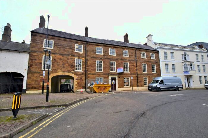 2 Bedroom Flat To Rent In Sheep Street, Northampton, NN1