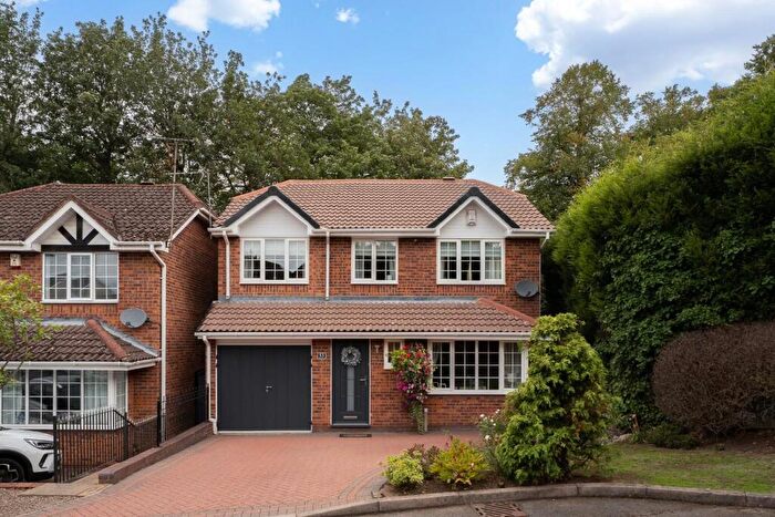 4 Bedroom Detached House For Sale In Foxlands Drive, Lower Gornal, DY3