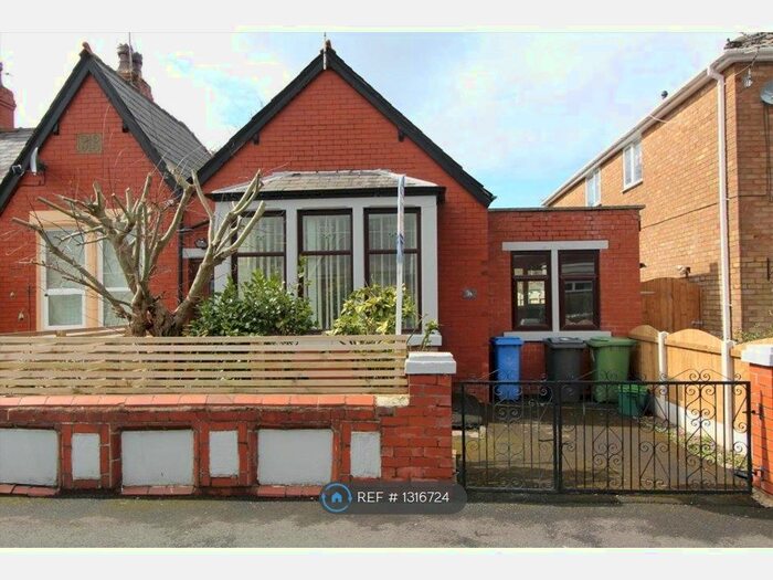 2 Bedroom Bungalow To Rent In Rossendale Avenue South, Thornton-Cleveleys FY5