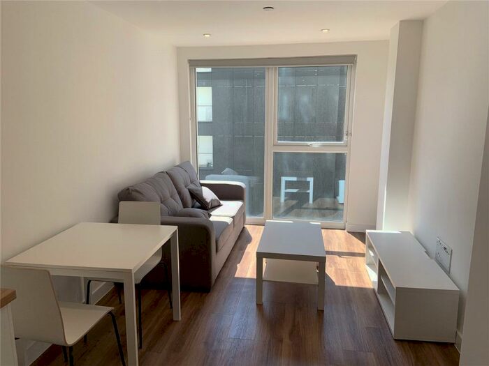 1 Bedroom Flat To Rent In Gateway, Trafford Road, Salford, M5
