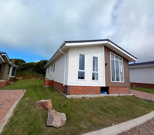 2 Bedroom Park Home For Sale In Woolacombe, Devon, EX34
