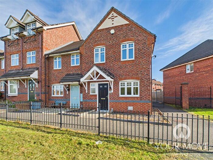 3 Bedroom End Of Terrace House To Rent In Redwood Drive, Crewe, CW1