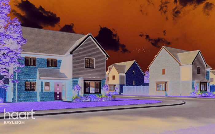 4 Bedroom Detached House For Sale In Cornfield Way, Rayleigh, SS6