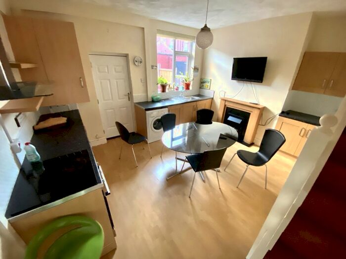 2 Bedroom Terraced House To Rent In Pennington Road, Bolton, BL3