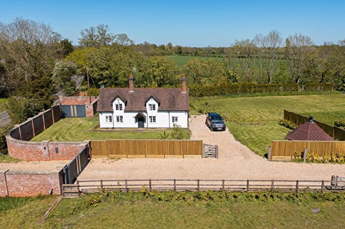 3 Bedroom Detached House For Sale In Whitchurch Road, Spurstow, CW6